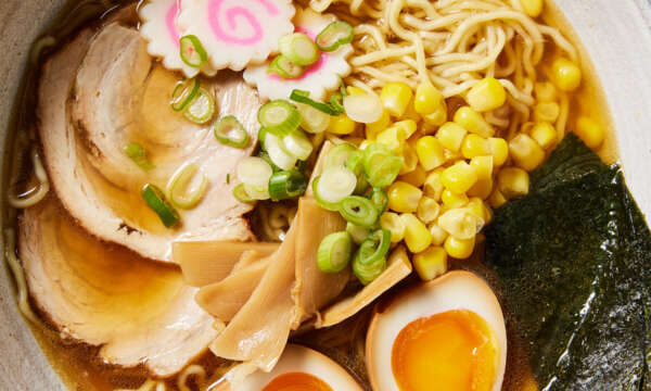 La cucina tradizionale giapponese: Yakisoba, Okonomiyaki, Tzukune