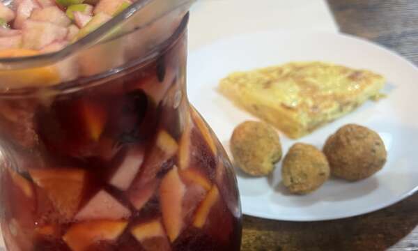 Tapas & Sangria Cooking Night in collaborazione con wemeet